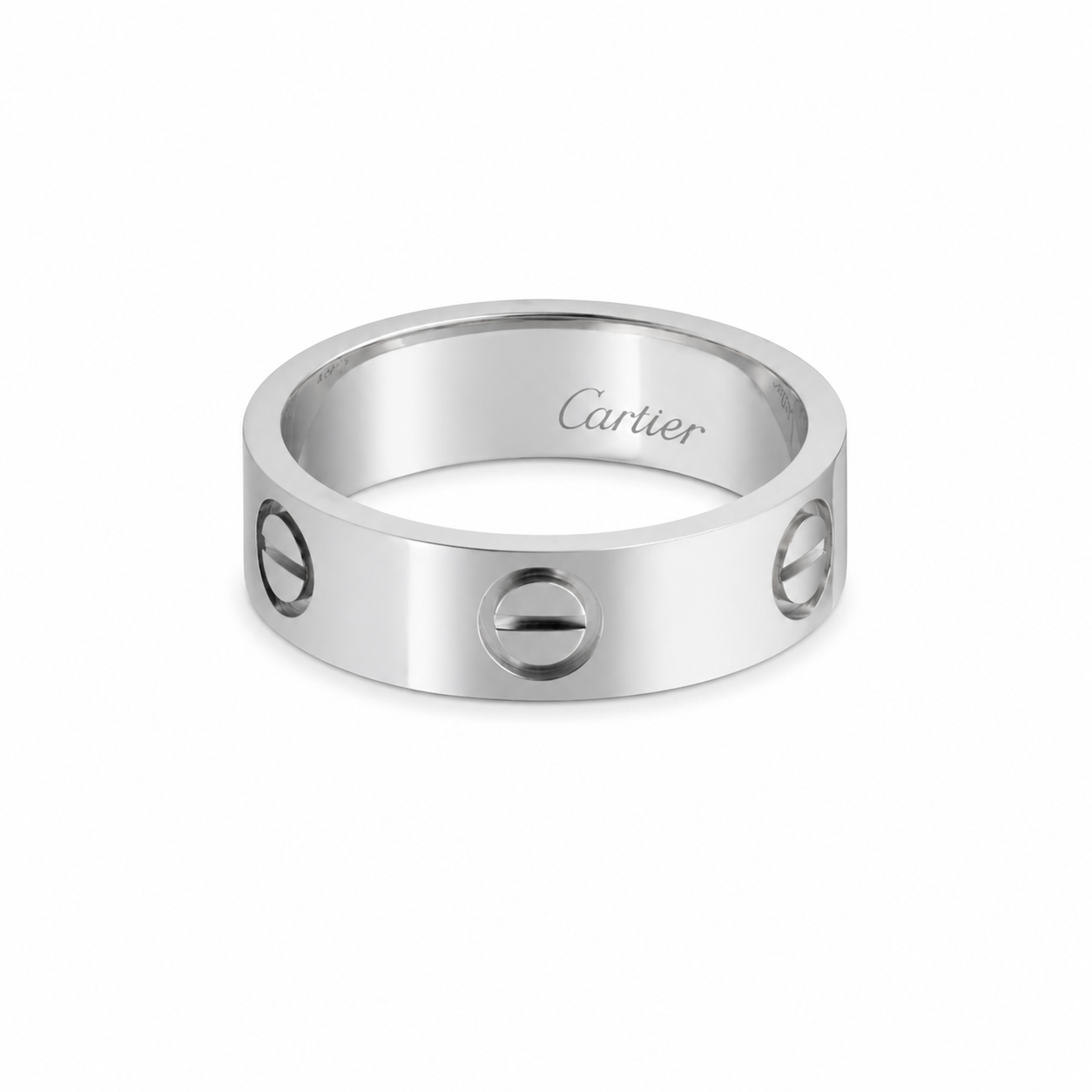 Anillo estilo LOVE modelo clásico